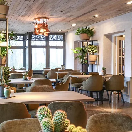 Restaurant De Wolfsberg 호텔 4*