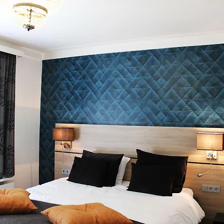 Szálloda Restaurant De Wolfsberg 4*