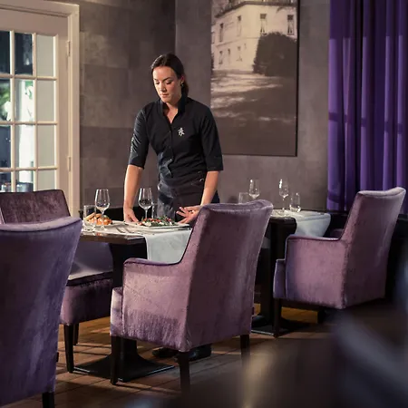 Restaurant De Wolfsberg Hotel
