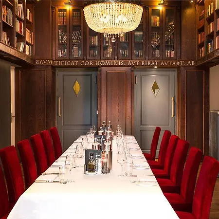 Restaurant De Wolfsberg 4* Groesbeek