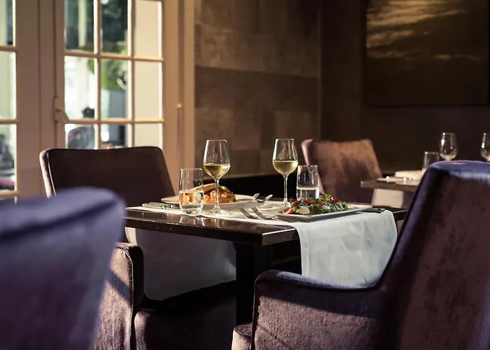 Restaurant De Wolfsberg Ξενοδοχείο Groesbeek