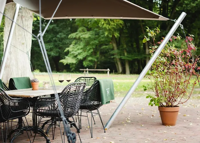 Restaurant De Wolfsberg Berg en Dal