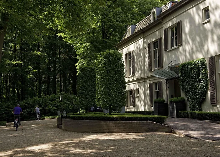 Ξενοδοχείο Restaurant De Wolfsberg 4*