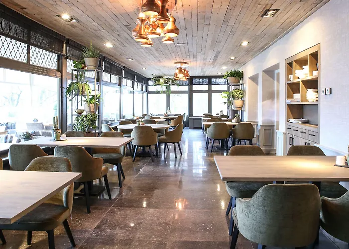 沃尔夫斯堡餐厅酒店 格罗斯必克