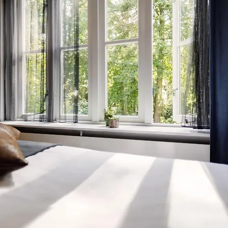 Hotel Restaurant De Wolfsberg 4*