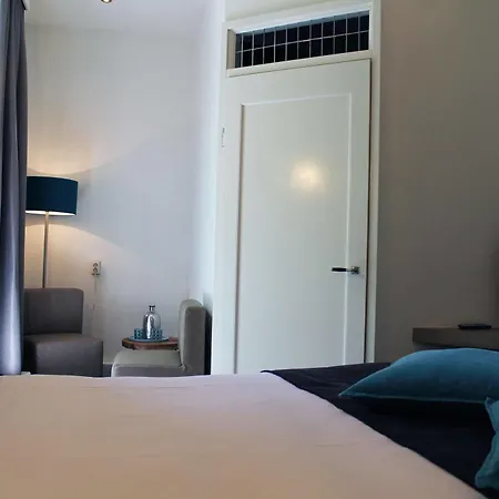 Hotel Restaurant De Wolfsberg 4*