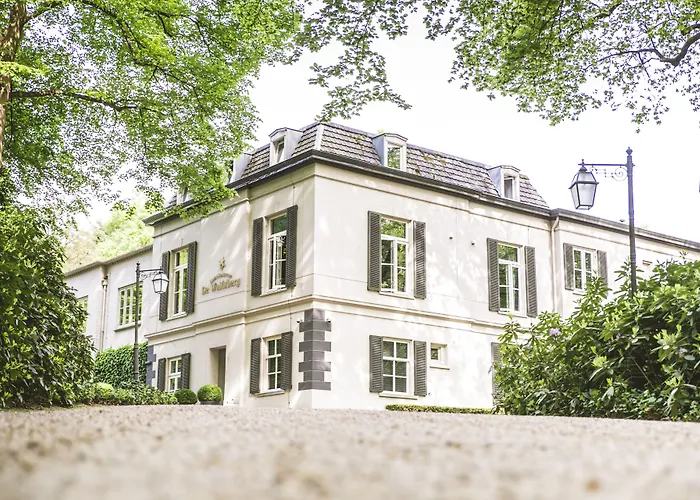 Hotel Restaurant De Wolfsberg 4*